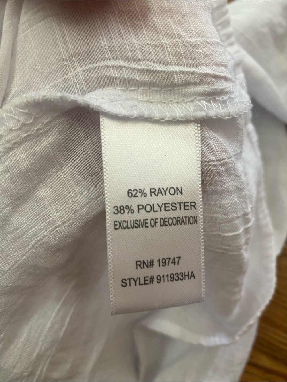 Counterparts White V-Neck Linen like Peasant Tunic - Picture 3 of 3